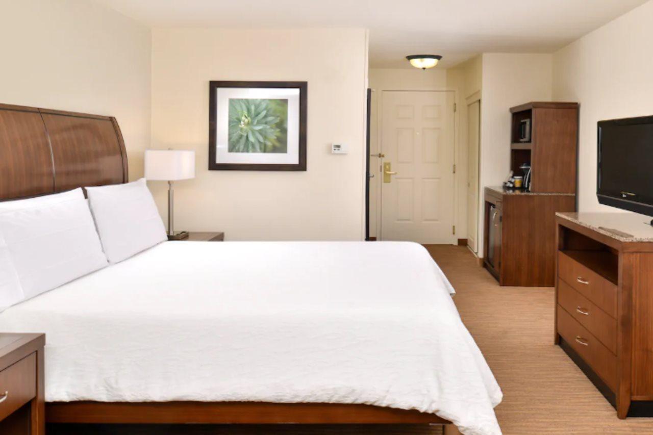 Hilton Garden Inn אדיסון מראה חיצוני תמונה