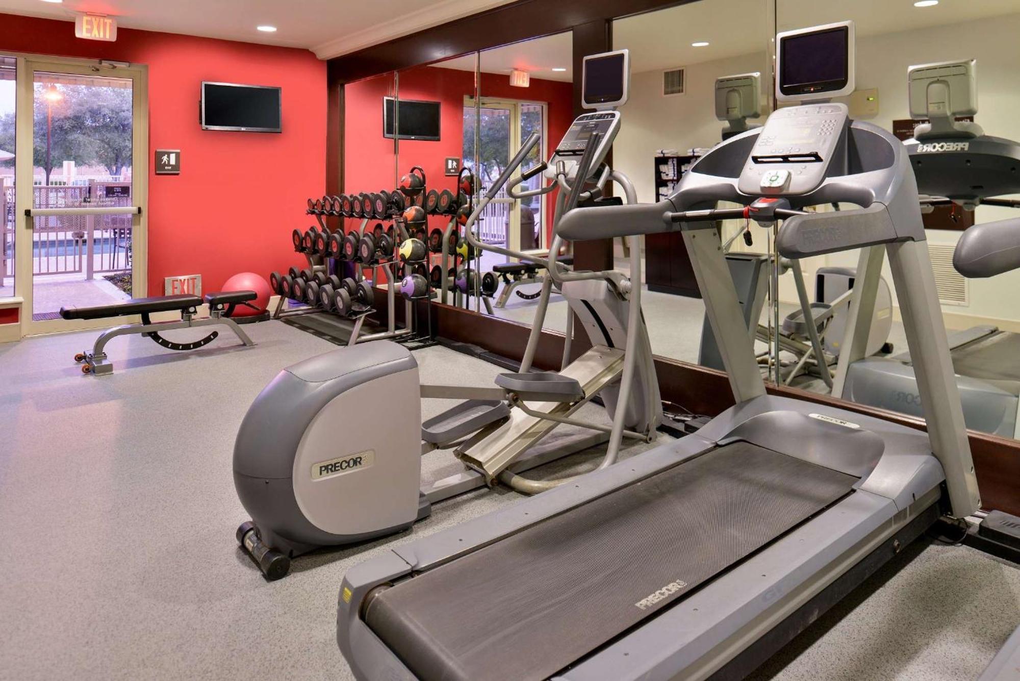 Hilton Garden Inn אדיסון מראה חיצוני תמונה