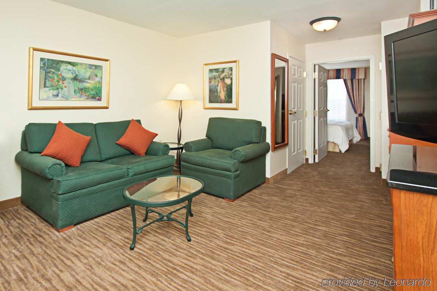 Hilton Garden Inn אדיסון חדר תמונה